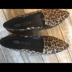 Leopard Print size 9 Dr Scholl’s Loafer